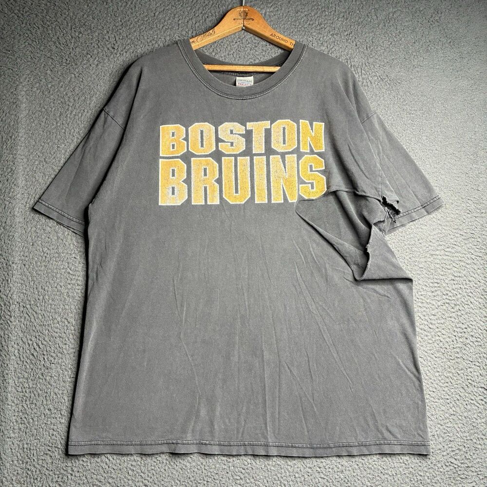 Vintage Boston Bruins XL T-shirt Worn Soft Grunge Burnout Thrashed Distressed